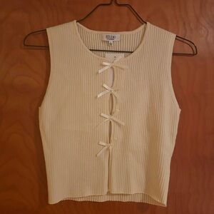 NWT Butter yellow, bow detail, boat neck ribbed top